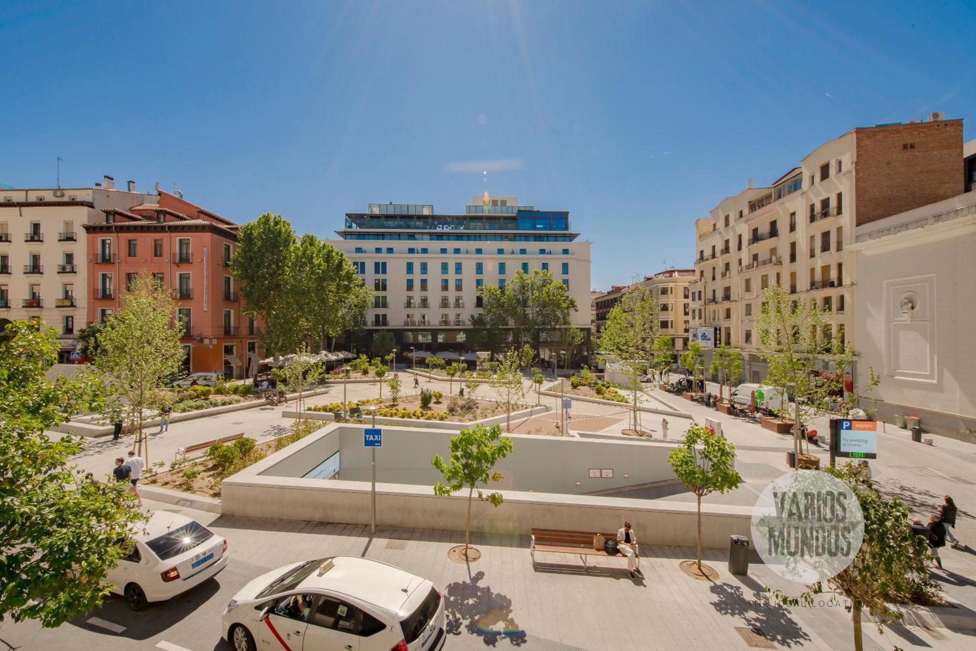 Un Madrid Historico Para 4, En Plaza Del Carmen E2 — Fotos 1